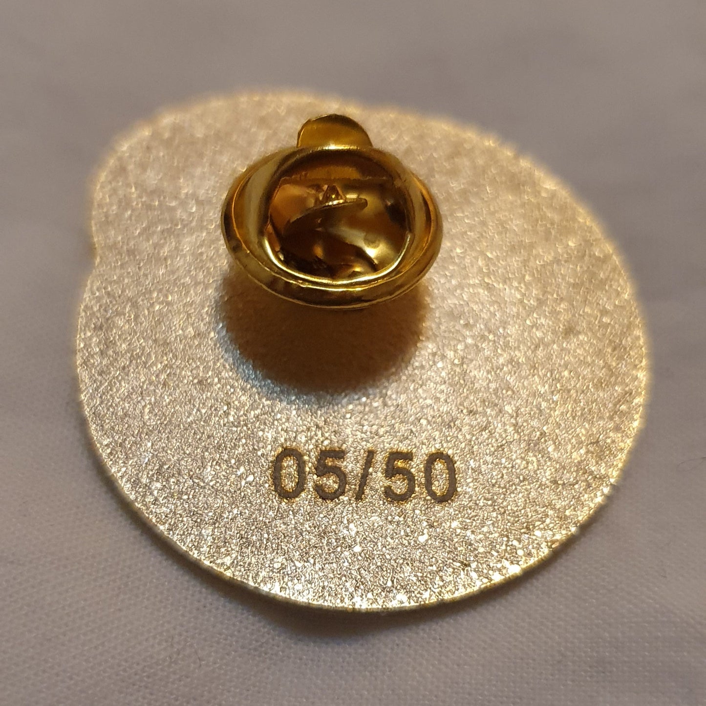 Limited edition THE BIG BALLOON FESTIVAL PIN (Style 1/4) GOLD