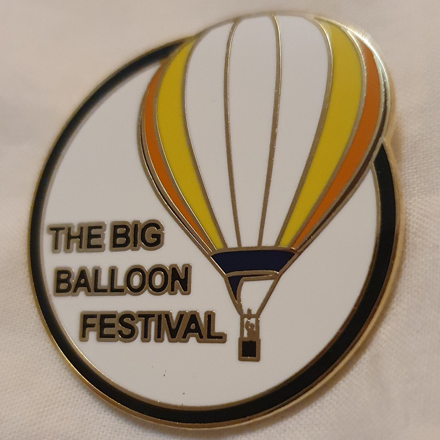 Limited edition THE BIG BALLOON FESTIVAL PIN (Style 1/4) GOLD